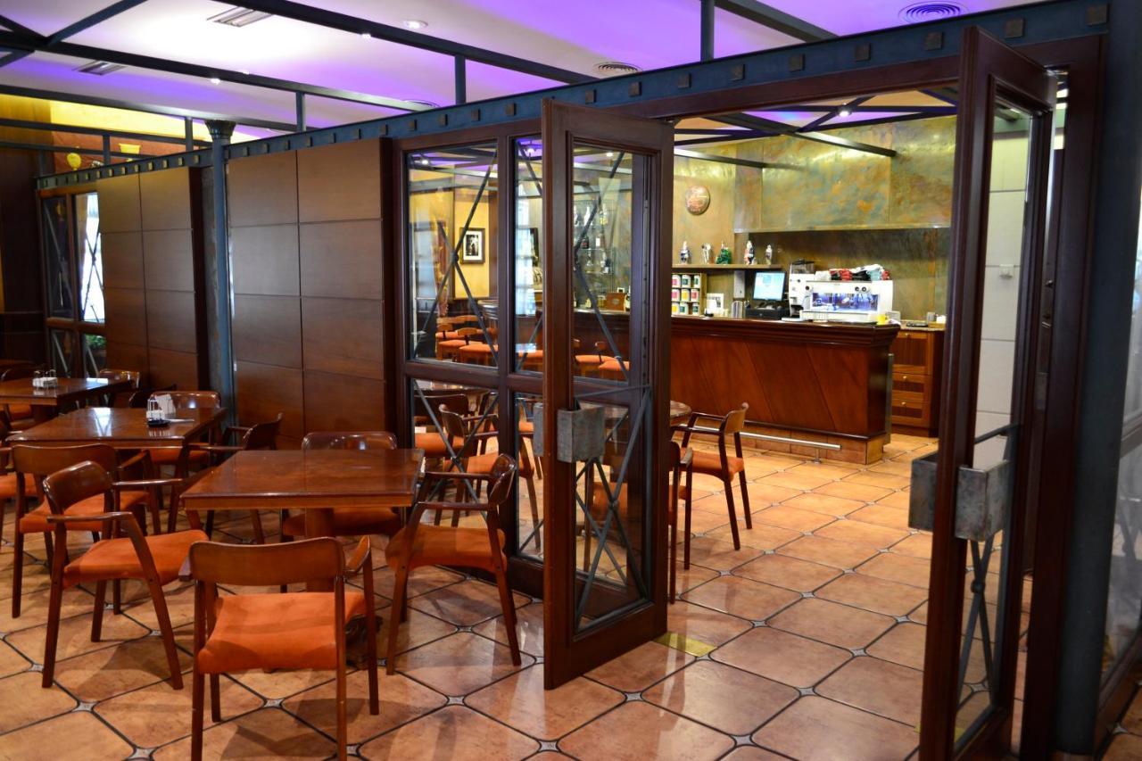 Hotel Alda El Suizo Ferrol Exteriér fotografie